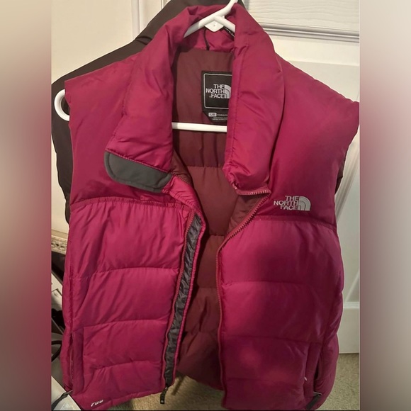 The Northface pink puffer vest jacket - Picture 1 of 3